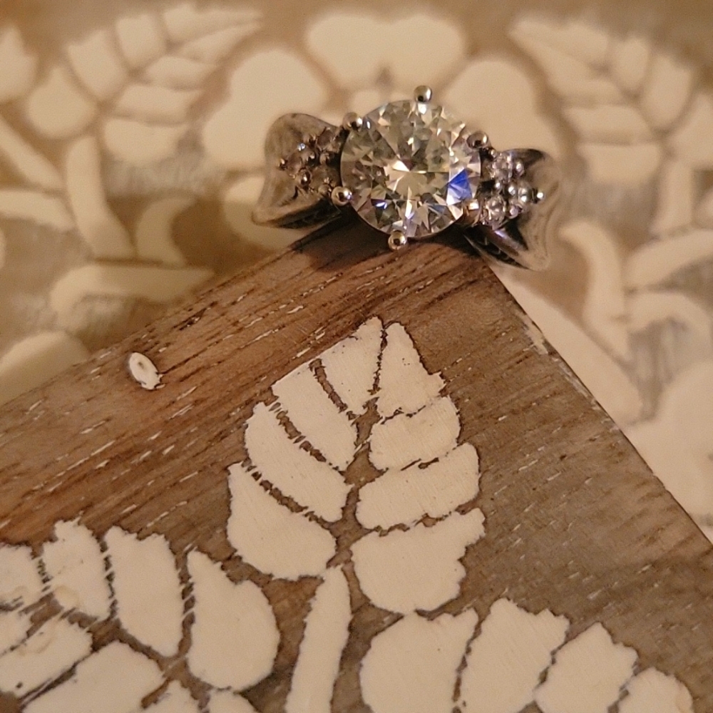 Sterling Silver Engagement Ring With Hearts - Picture 4 of 5